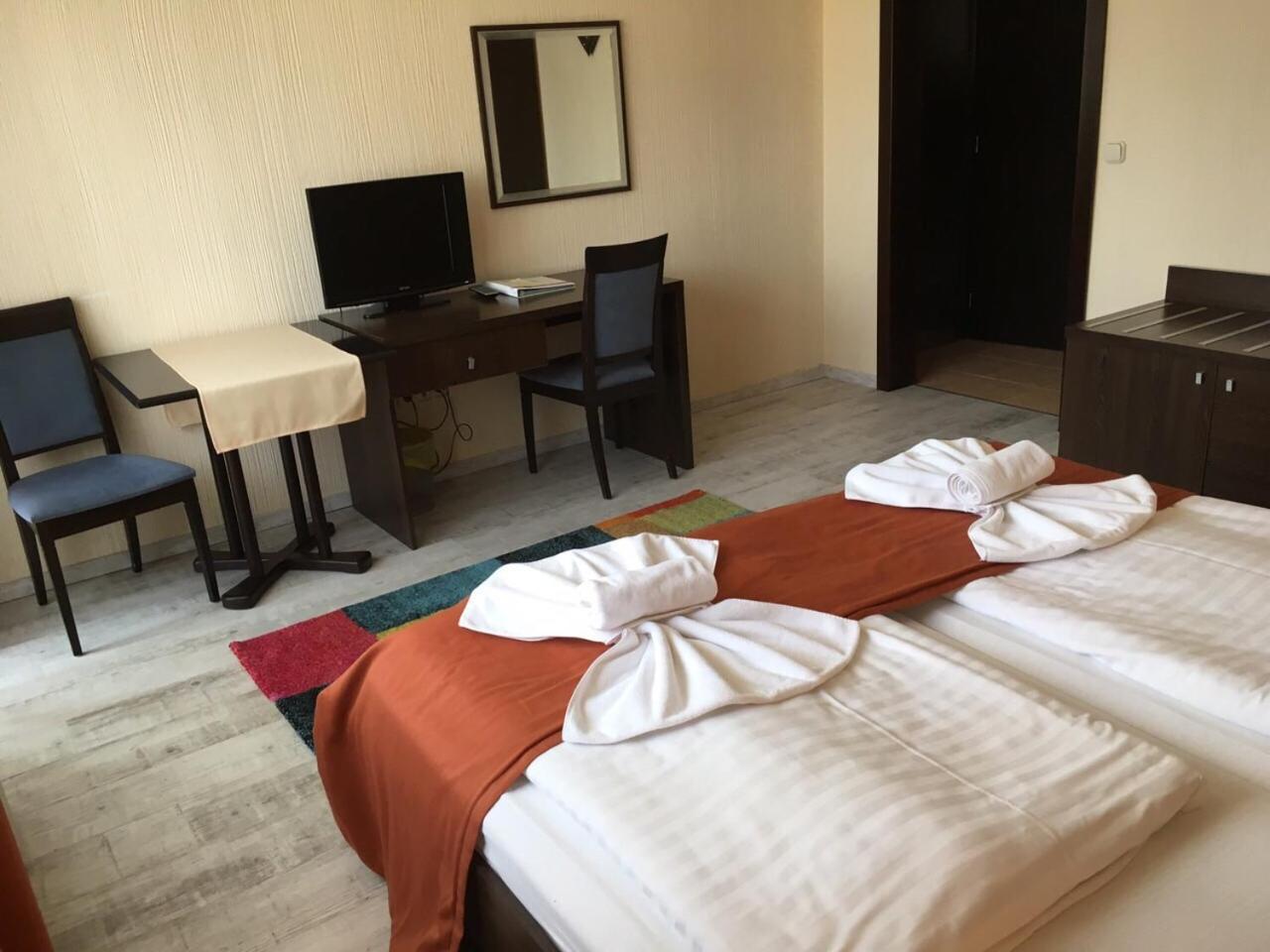 Villa Prestige Heviz Luaran gambar